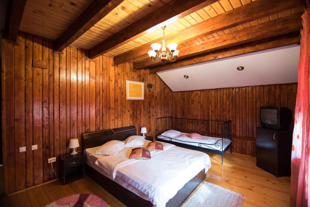 Villa Casa Domneasca à Baia de Fier Extérieur photo